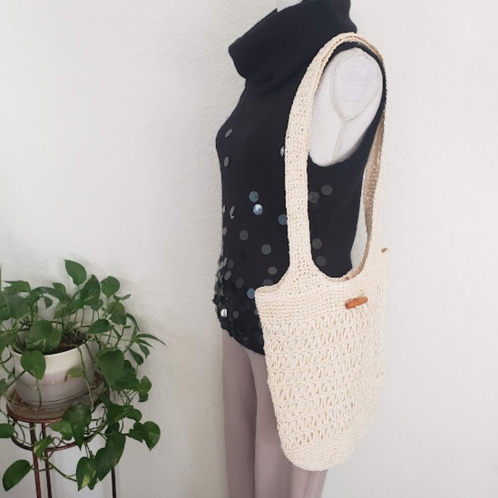 Crocheted NWOT HandBag Lined Cream Color